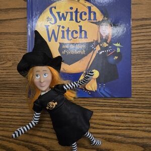  Halloween Switch Witch and the Magic of Switchcraft Book & Doll Audrey Kinsman